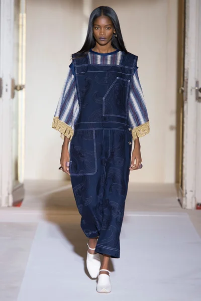 Look 34